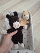 Pluszowa alpaka na szydełku 