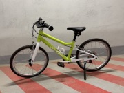 Rower dziecięcy Woom 4 GO koła 20” stan idealny limonka