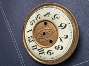 Tarcza zegara Gustav Becker