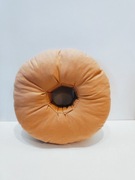 Poduszka do piercingu donut do przekłuwania uszu i spania Karmel 35 cm
