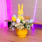 Wielkanocny stroik z zajączkiem ręcznie robiony dekoracja wiosenna