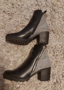 Czarne botki na obcasie rozmiar 40