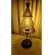 Świecąca choinka LED – dekoracja świąteczna, idealna na prezent – Wersja 1