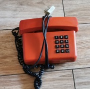 Tulipan - kultowy telefon z PRL 