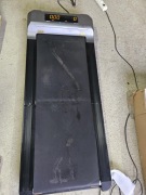 Capital Sports składana bieżnia treningowa 1,5 KM 0,5-6 km/h pilot BT 100kg