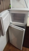 Lodówka z zamrażalnikiem MPM-125-CZ-08/E | Kompaktowa 116 cm