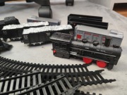 Kolejka na baterie, 2 śmigłowce napędzane, gra słowna 