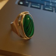 Vintage srebrny pierścień z malachitem 