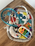 Mata edukacyjna Baby Einstein nowa