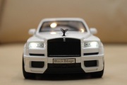 Model samochodu jak ROLLS ROYCE CULLINAN 1:32 światła dźwięk przyczepa