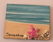 Magnes na lodówkę drewniany SKIATHOS Greece Grecja Kreta Corfu Ateny(1K).