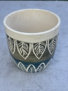 Doniczka ceramiczna ręcznie robiona