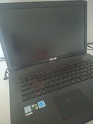 Laptop Asus 17 cali