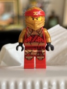 Minifigurka Lego jak z 16 sezonu Lego NINJAGO 