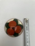 przycisk do papieru owoce w plastiku