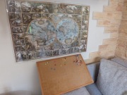 zestaw 2szt. duża antyrama plexi plakat 92x61cm, tablica korkowa 60x30cm