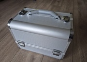 Kuferek na kosmetyki