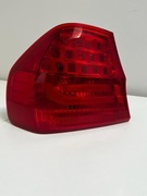 Lampa BMW e90 Lewa - czerwona.