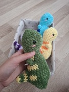 Pluszowy dinozaur na szydełku 