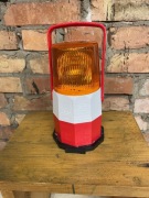 Mercedes g klasa Gelenda wolf lampa ostrzegawcza