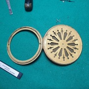 Tylne drzwiczki do zegara Francuskiego śr.mon.101,6 mm