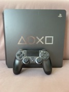 PlayStation 4 Slim Days Of Play Czarna + pad i okablowanie