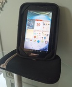 Tablet Lenovo Idea Tab A3000-H z pokrowcami widocznymi na zdjęciu 