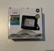 Reflektor LED RGB o mocy 10W z pilotem