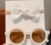 Okulary w zestawie z opaska dla dziewczynki