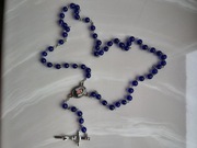 Różaniec relikwia ze szklanymi paciorkami (różne kolory)