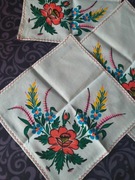 Trzy serwetki kwiaty vintage PRL