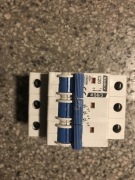 Wyłącznik nadpradowy s c20