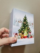 Ozdobne pudełko kartonowe choinka