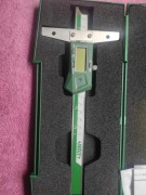 Głębokościomierz elektroniczny INSIZI