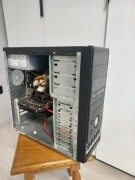 Komputer stacjonarny