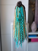 Kitka na gumce dredloki turkusowe włosy loki fale kucyk Boho etno