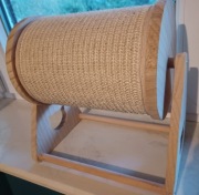 Drapak dla kota w formie rolki