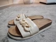 Skórzane klapki Catwalk rozm.38 ozdobna klamra