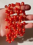 Naszyjnik krótki wodospad kaskada czerwony szklany złoty pył sznurek