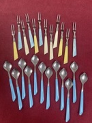 Stary Zestaw Widelcy i Łyżeczek Deserowych z Prl