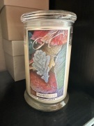 novembrrr Kringle Candle