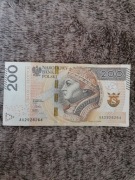 Banknot 200 zł z 2015r. seria AA