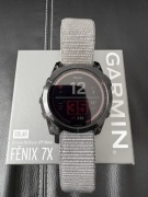 Garmin Fenix 7x SOLAR z dodatkowym paskiem Garmin NATO szarym