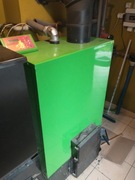 Kocioł z podajnikiem tłokowym