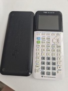 Kalkulator naukowy Texas Instruments TI-83 Premium CE