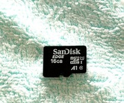 Karta pamięci Micro SD HC 16 GB SanDisk plus adapter 
