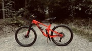 Rower TREK 2023 TOP FUEL 5 Gen 3 Radioactive Red-L-stan BDB