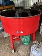 Mieszalnik do kleju (granulatów gumowych)