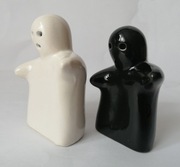 Pojemniki na pieprz i sól