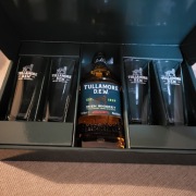 Tullamore D.E.W. Zestaw 0,7l Whisky + 4 szklanki Prezent Nowe